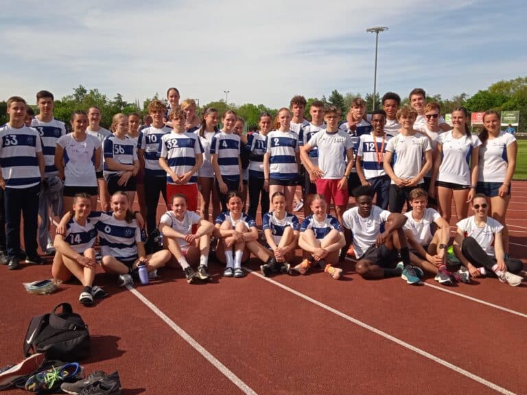 Champions régionaux par équipe Ensemble Scolaire Don Bosco